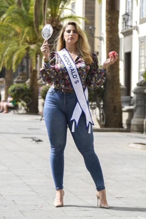 14-02-20 LAS PALMAS DE GRAN CANARIA. PLAZA DE SANTA ANA. LAS PALMAS DE GRAN CANARIA. CARNAVAL 2020. Candidata a Reina del Carnaval. Entrevista a Susana Bianca.    Fotos: Juan Castro.  | 14/02/2020 | Fotógrafo: Juan Carlos Castro