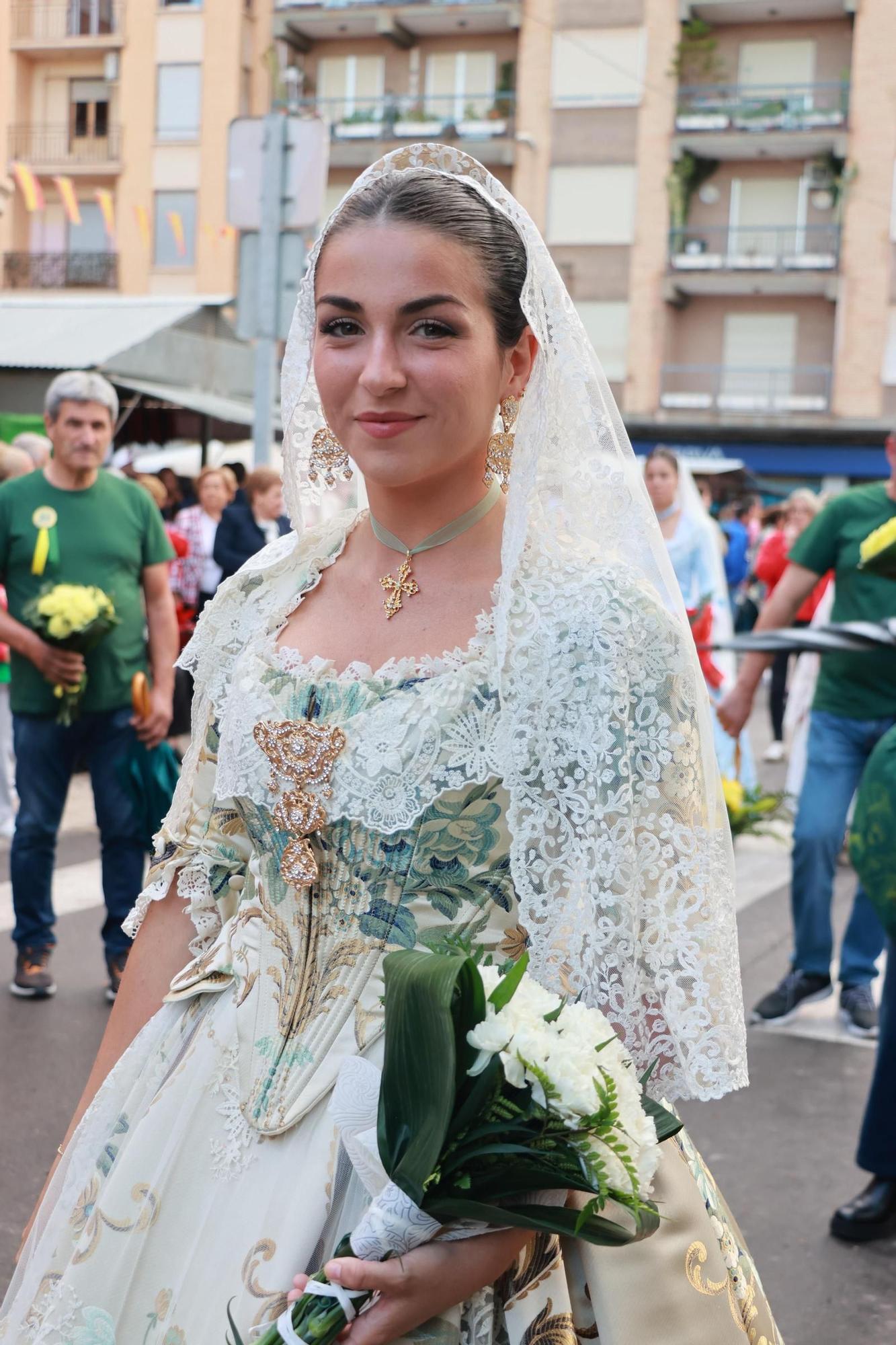 Galería de imágenes: Traslado y ofrenda de flores a Santa Quiteria en Almassora