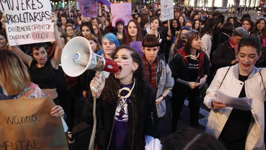 IU y Ganemos apoyan la huelga feminista del 8 de marzo