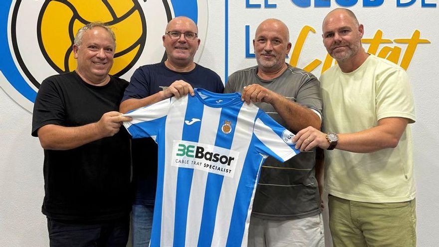 Vicent Moreno y José Lis siguen al frente del primer equipo amateur femenino del CF Gandia