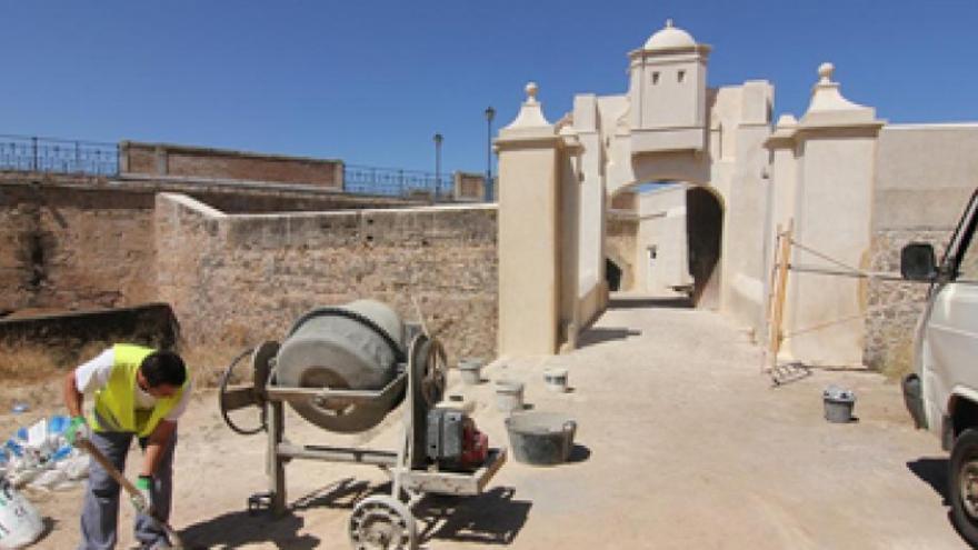 Badajoz expropiará toda la isla del Pico y no rehabilitará la vieja fábrica de la luz