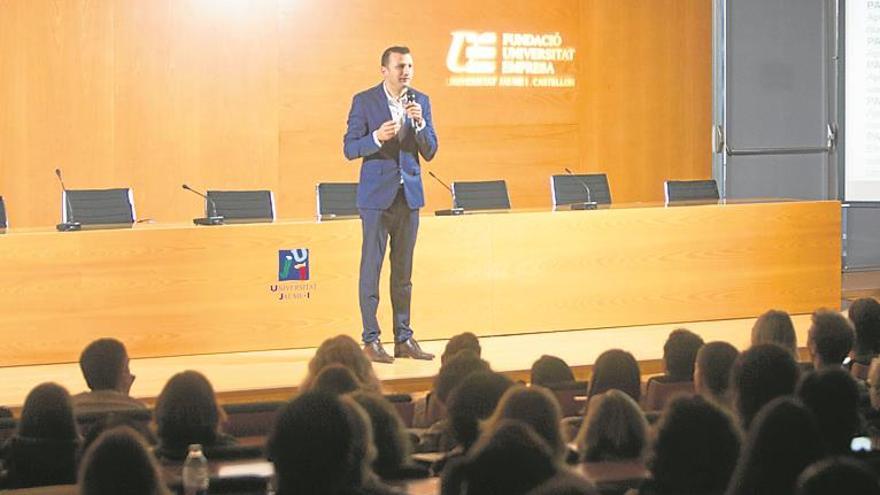 debate sobre inteligencia emocional en la docencia