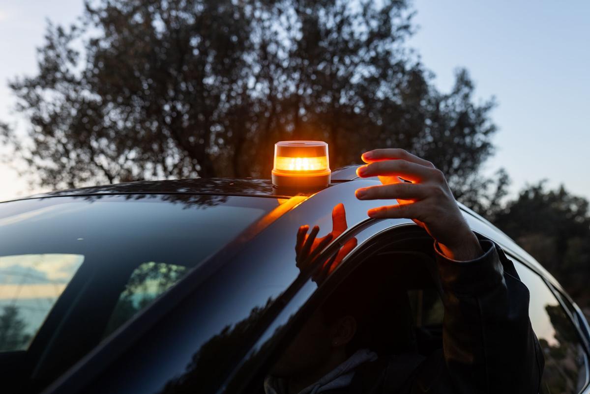 Luz V16 homologada por la DGT