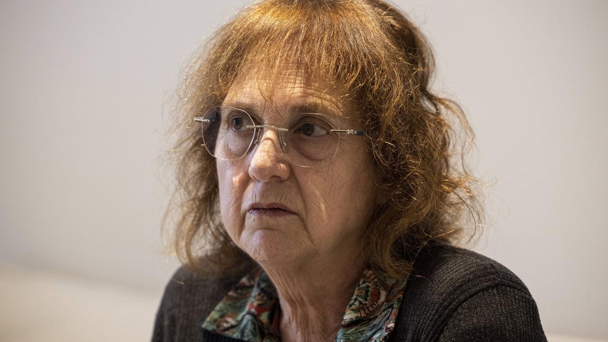 Teresa, viuda de un paciente que recibió cuidados paliativos en la Clínica Cuides (UIC).