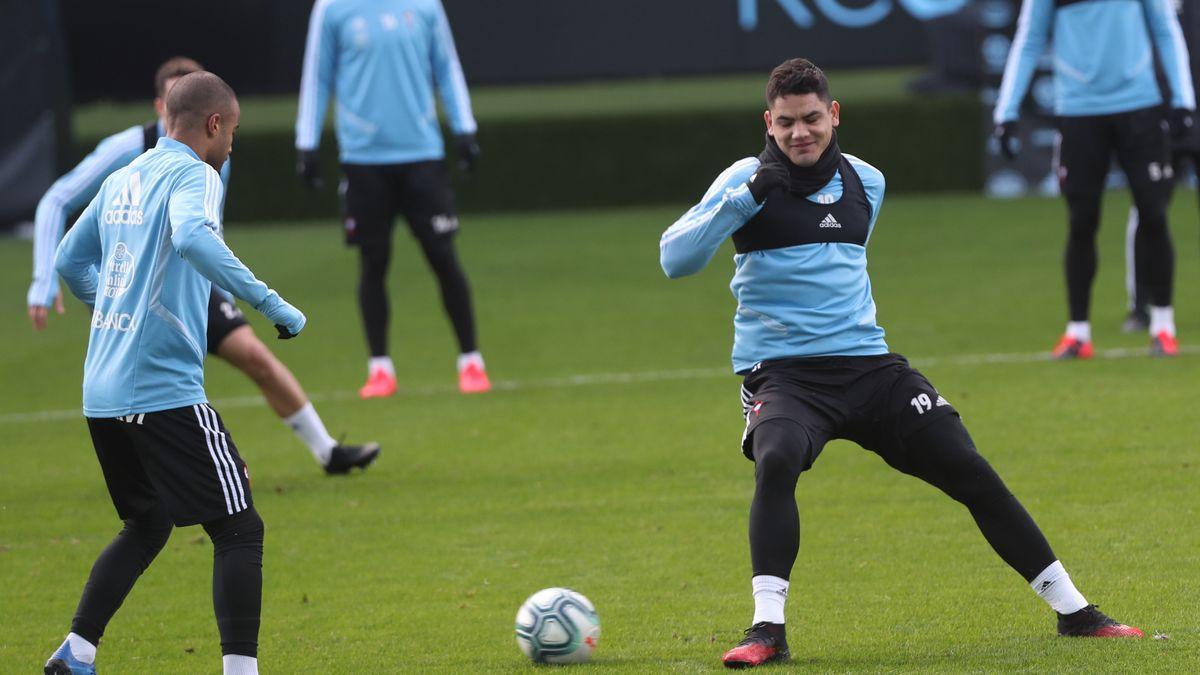 Fernández, en un entrenamiento con el conjunto gallego