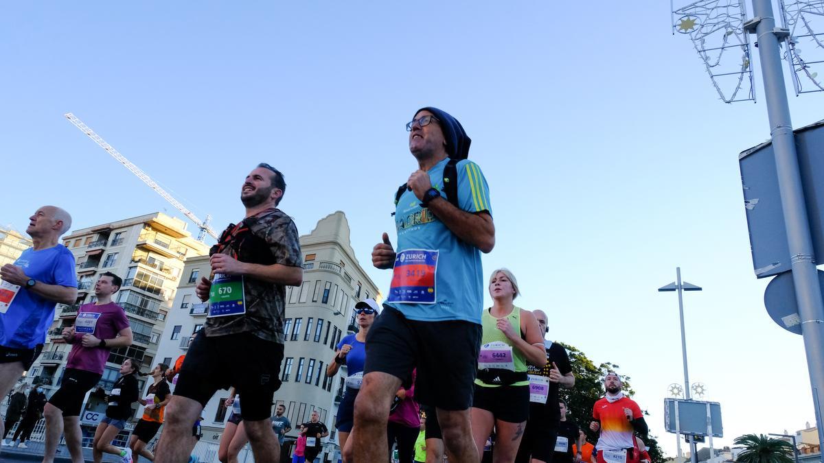 Las imágenes de la Zurich Maratón de Málaga