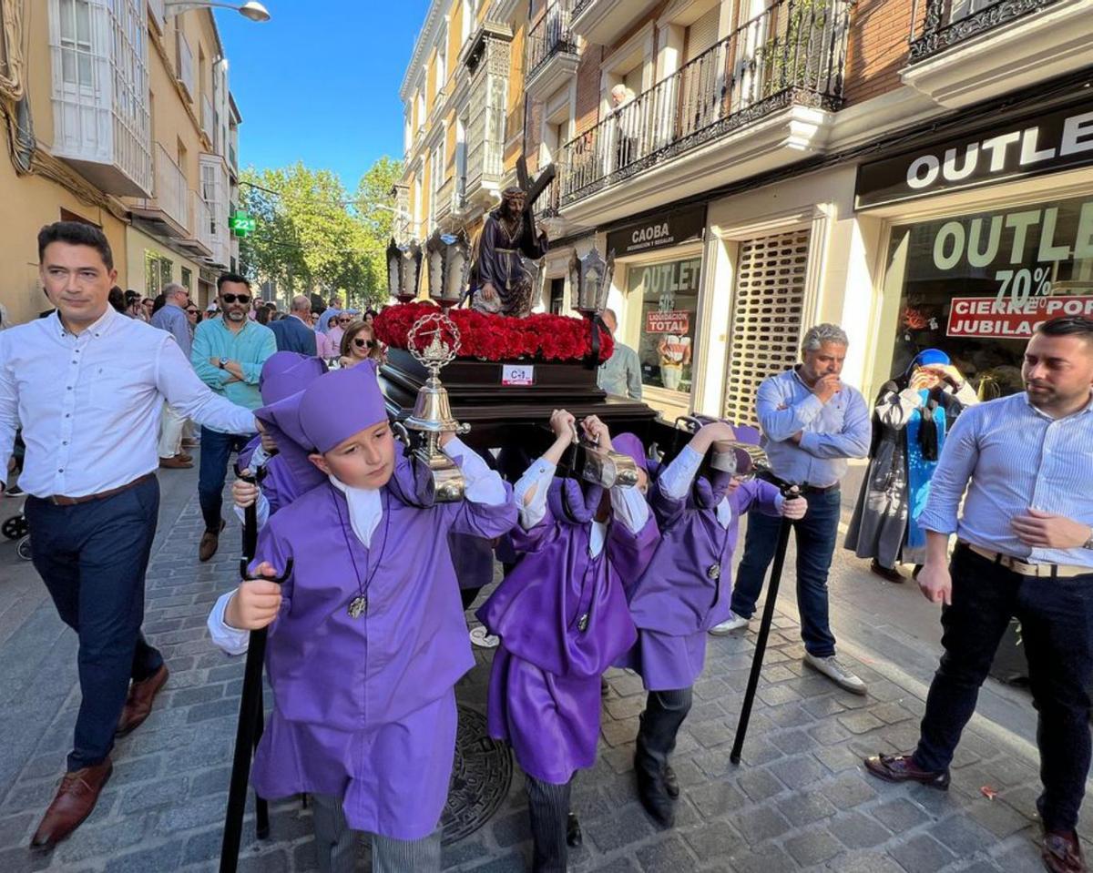 Los cofrades infantiles de Lucena disfrutaron de su gran momento.