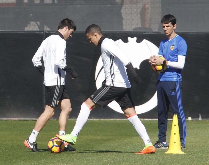 El entrenamiento del Valencia CF, en imágenes