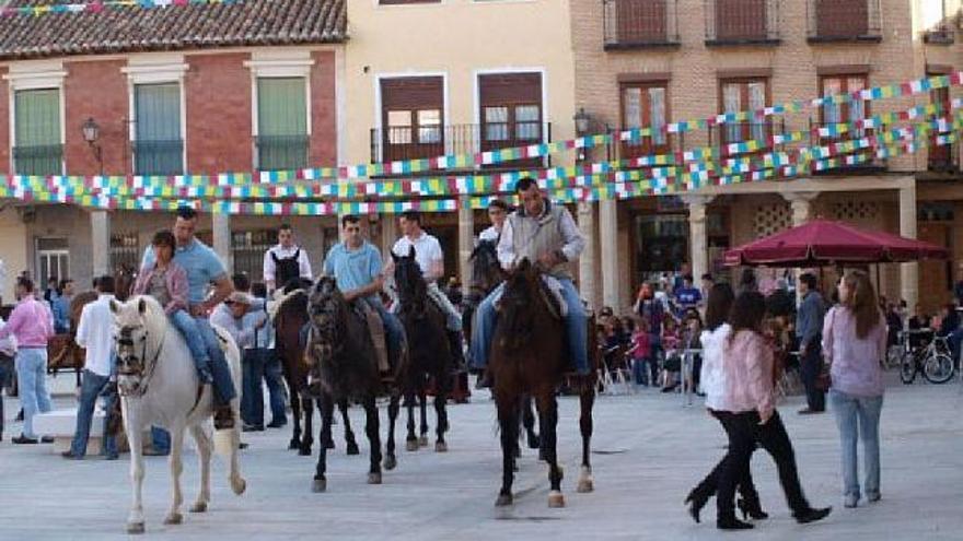 Villalpando organiza su particular Feria de Abril