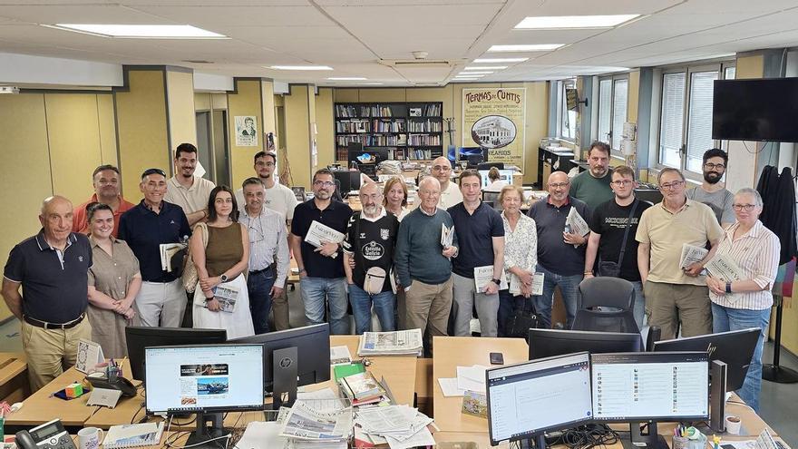 Encuentro de suscriptores de FARO con su jefe de Deportes, J