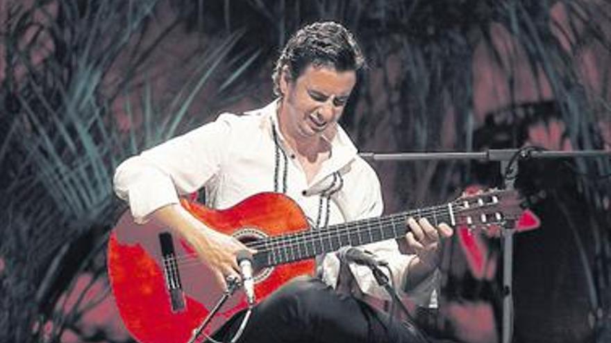 El Casino recibe al guitarrista Pedro Navarro