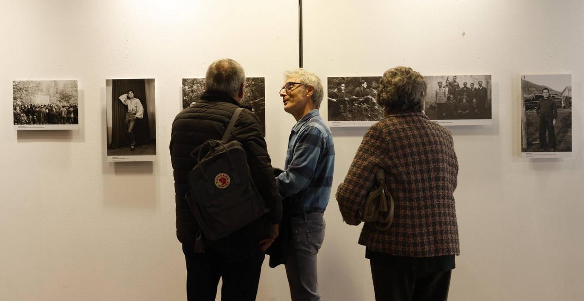En imágenes: Inauguración de la exposición "Memoria fotográfica de la Asturias franquista"