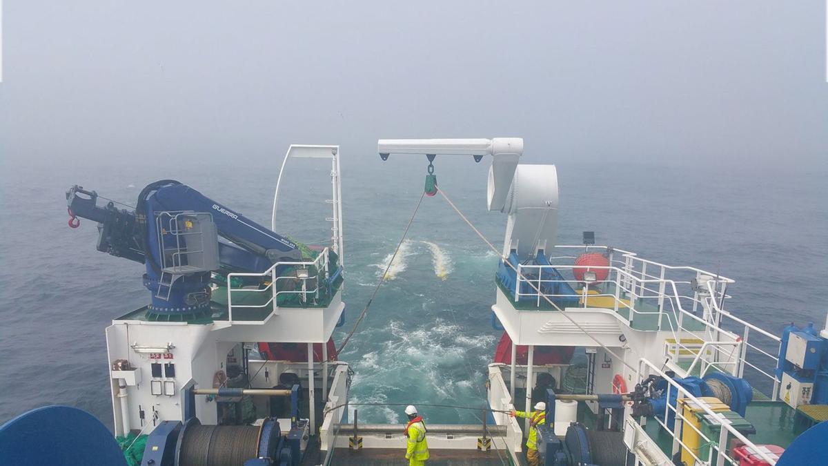 Lance del aparejo de pesca a bordo del oceanográfico«Vizconde de Eza».