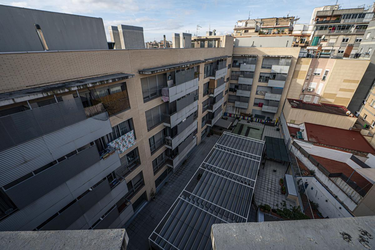 Imagen de un bloque de viviendas de L'Hospitalet de Llobregat.
