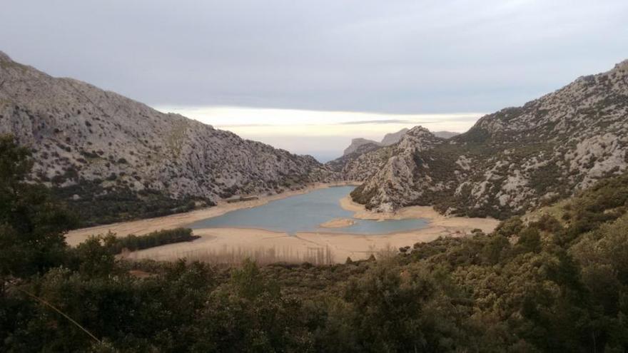 Der Stausee Gorg Blau ist nur mehr zu 27 Prozent gefüllt.