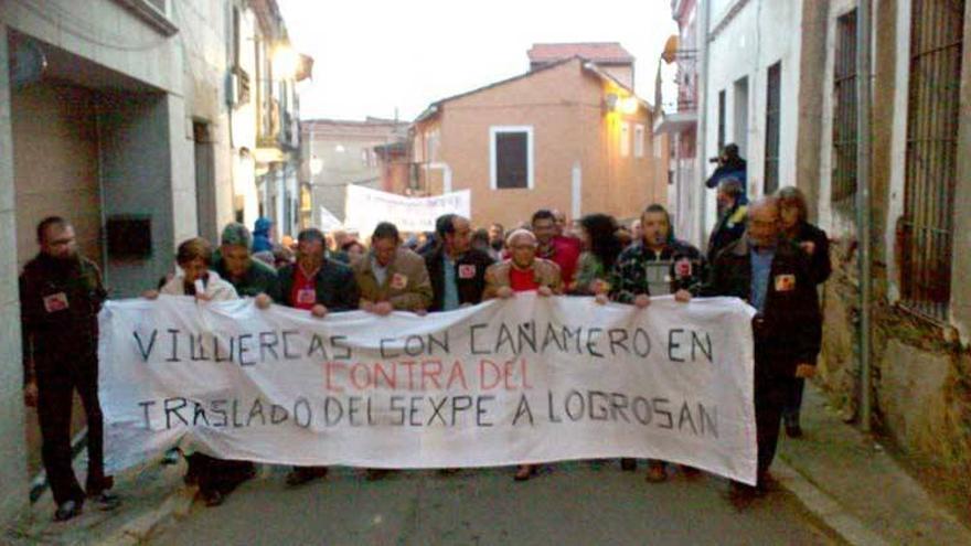 Los vecinos de Cañamero salen a la calle para que el Sexpe se quede