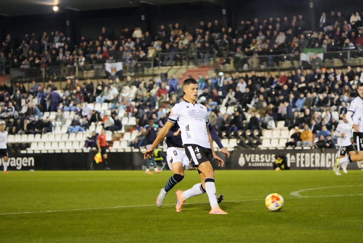El Mérida - Bilbao Athletic, en imágenes