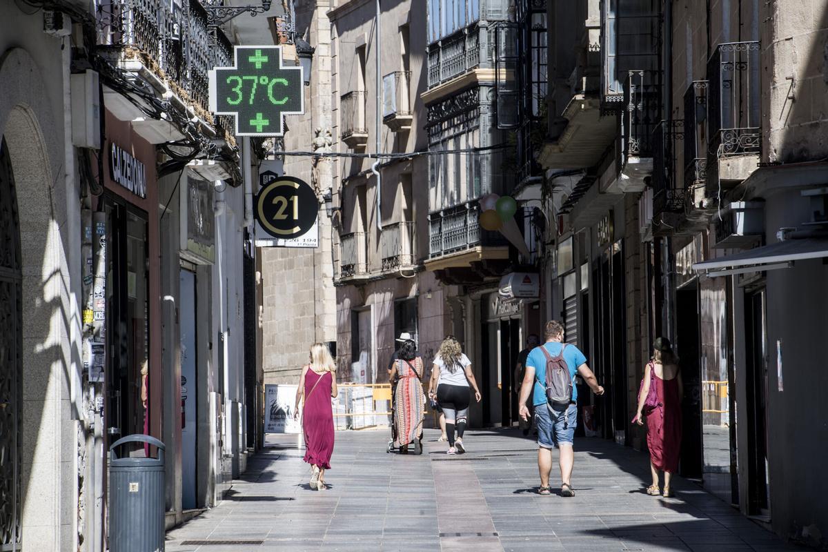 CACERES. CALOR EXTREMO. OLA DE CALOR