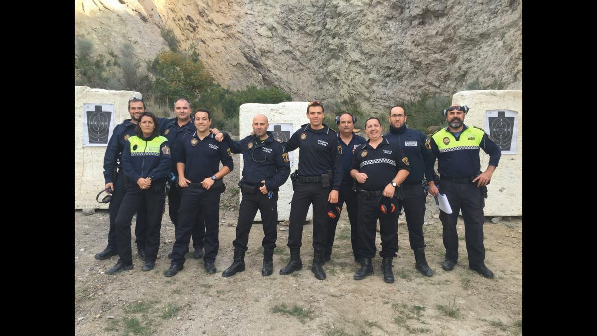 La Policía Local de Montroi cumple treinta años