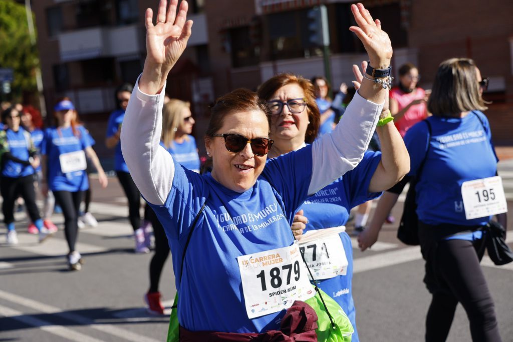 Imágenes del recorrido de la Carrera de la Mujer: avenida Pío Baroja y puente del Reina Sofía (II)