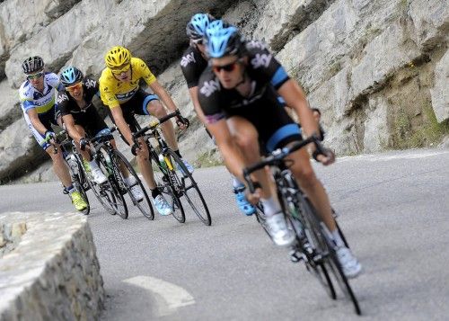 Rui Costa se ha impuesto en la meta de Gap y Froome mantiene el jersey de líder