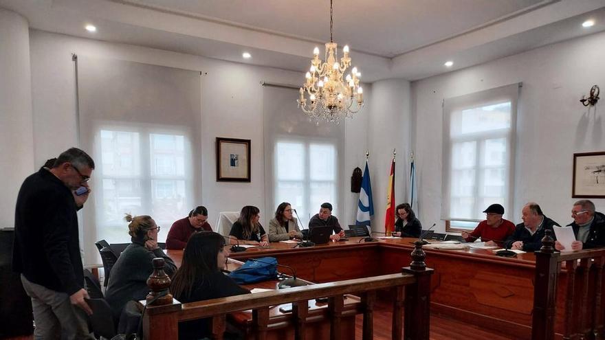 Bueu modificará la RPT para crear nuevos puestos y amortizar vacantes