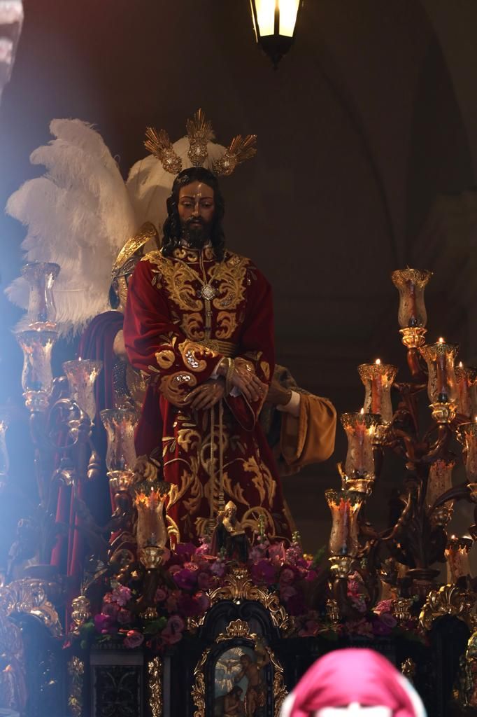 En imágenes | Procesión del Vía Crucis en Zaragoza