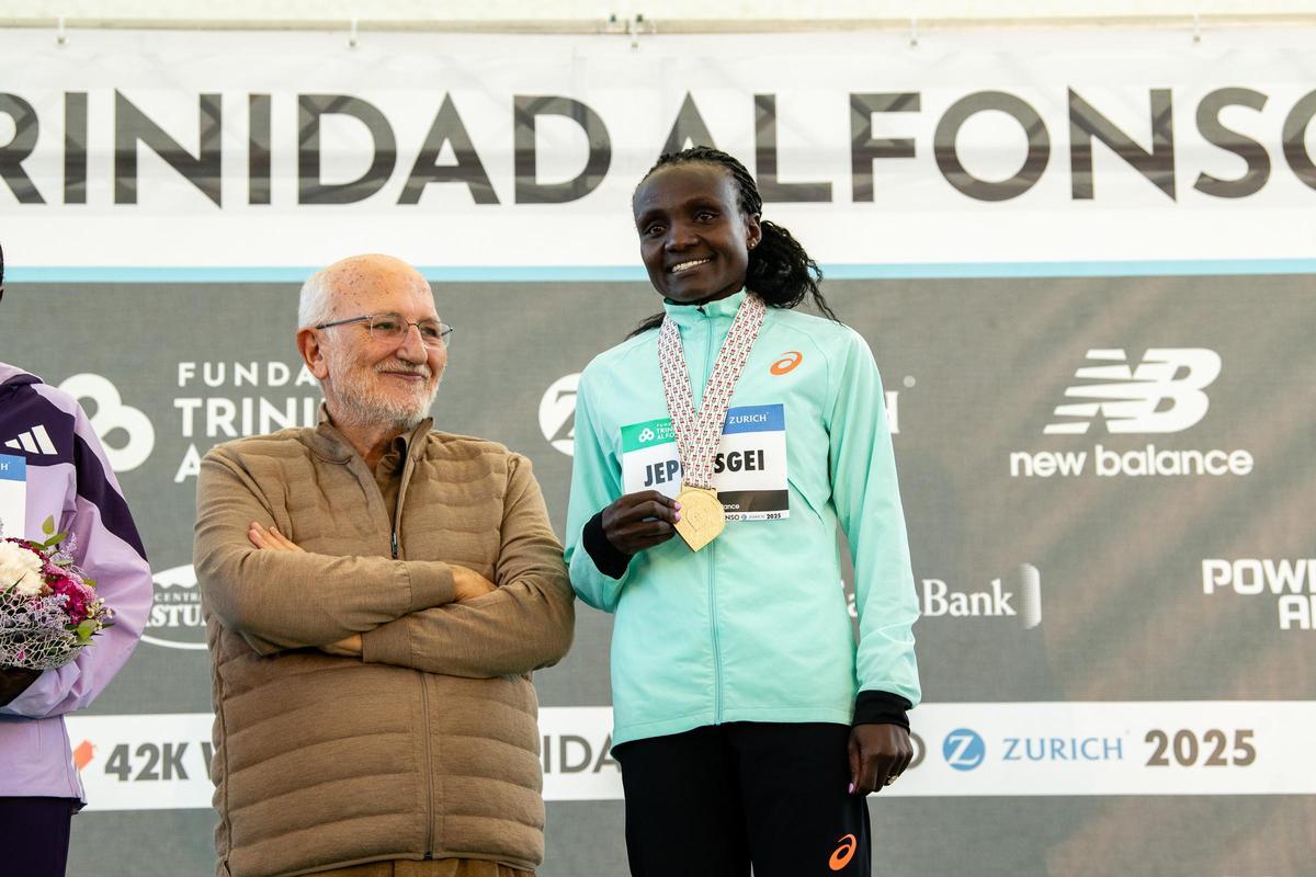 El Maratón Valencia Trinidad Alfonso Zurich superó por primera vez los 30.000 finishers y registró la mejor marca mundial femenina del año.