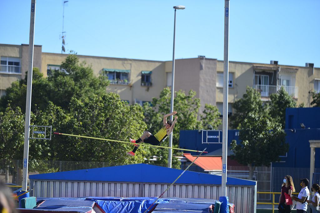 Atletismo nacional Máster sábado en la pista de Atletismo de Cartagena