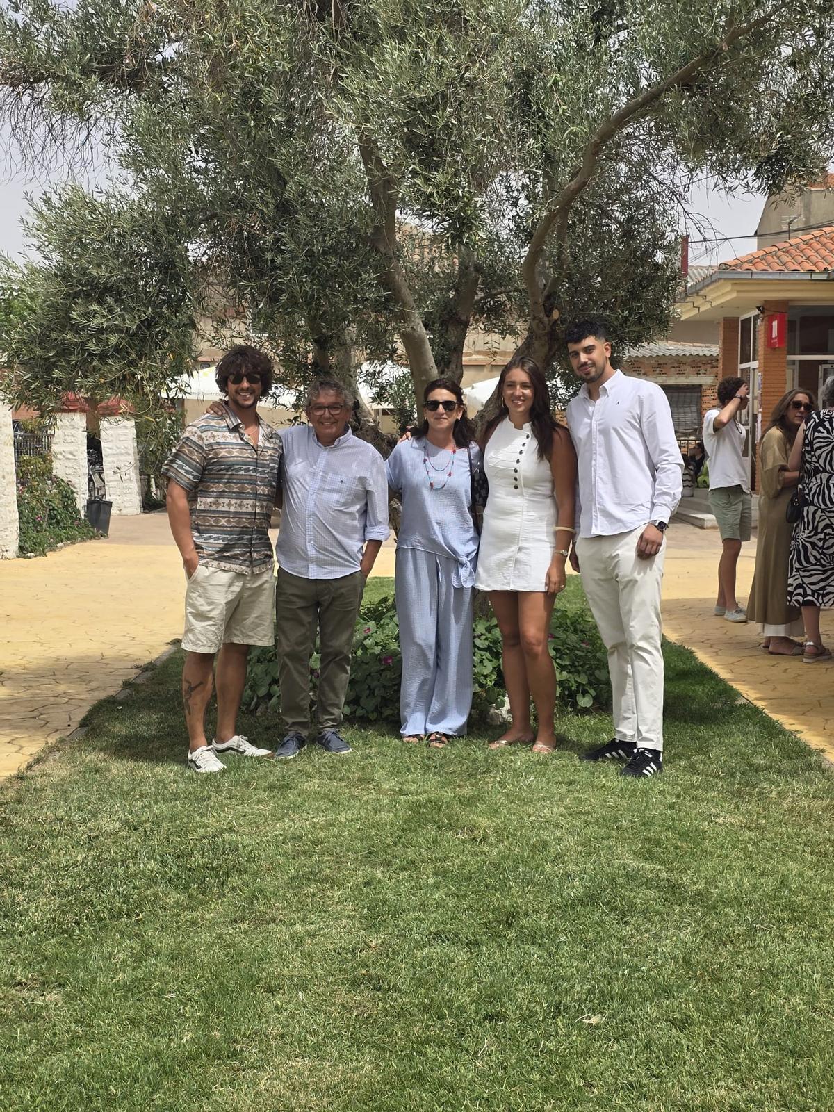 GALERÍA | Emotivo reencuentro familiar en Cañizo de Campos