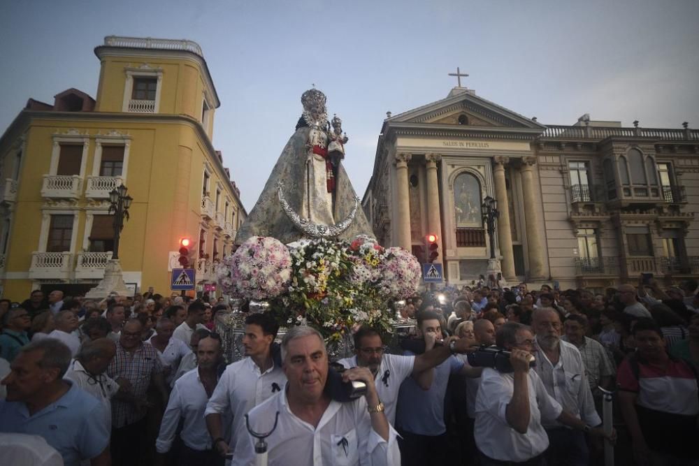 La Fuensanta baja en romería hasta la Catedral