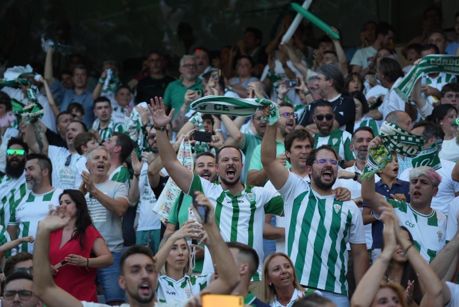 Córdoba CF-Barcelona Atlétic | La afición cordobesista, en imágenes
