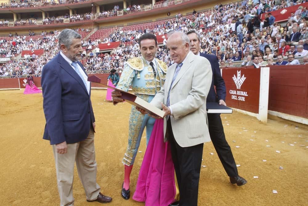 Orejas para Ponce y Marín