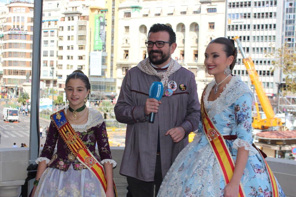 Fallas 2020. Palco día 9. Un día especial para Consuelo y Aitana