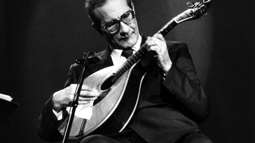 El virtuoso de la guitarra Carlos Paredes. | Alvaro Tavares/AP