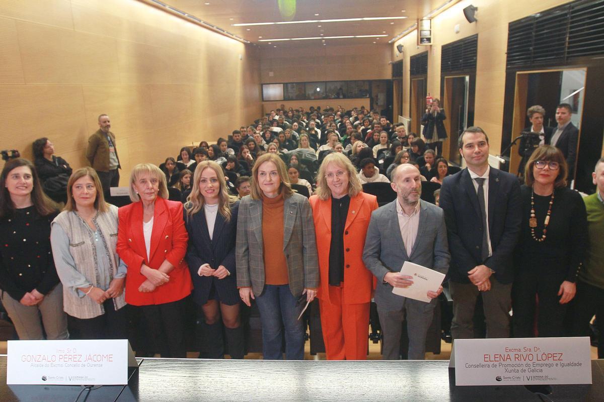 Participantes en la jornada inaugural que se celebró en el Centro Cultural Marcos Valcárcel.