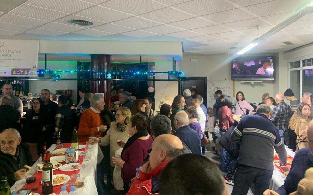 Concurrida fiesta de despedida en el JB. | CEDIDA