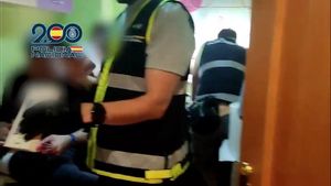 La Policía Nacional desarticula una trama de receptación de teléfonos móviles de alta gama