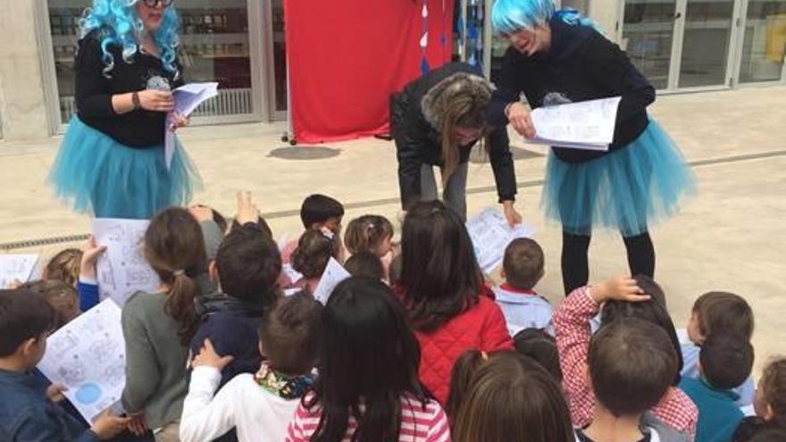 Alumnos de Calp aprenden a ahorrar agua con teatro