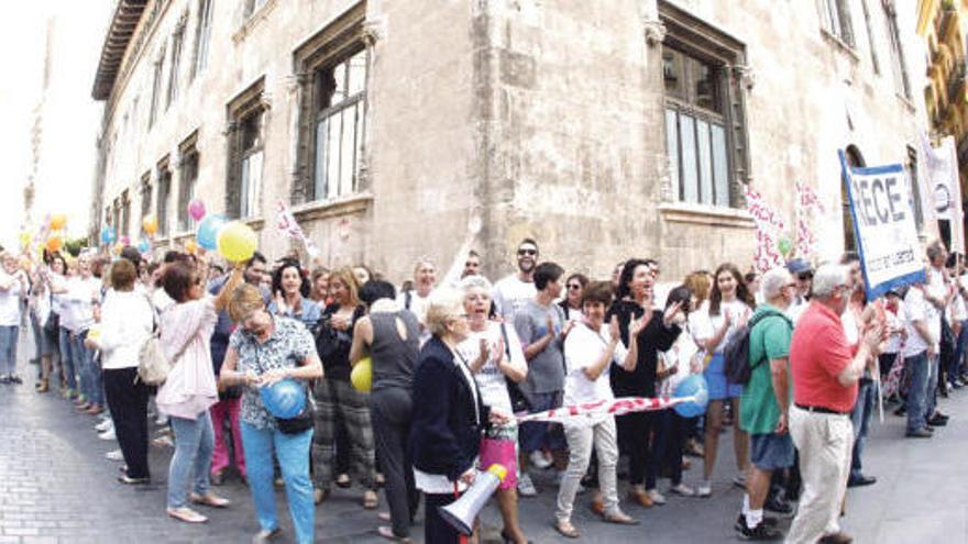 Movilización en defensa de la enseñanza concertada