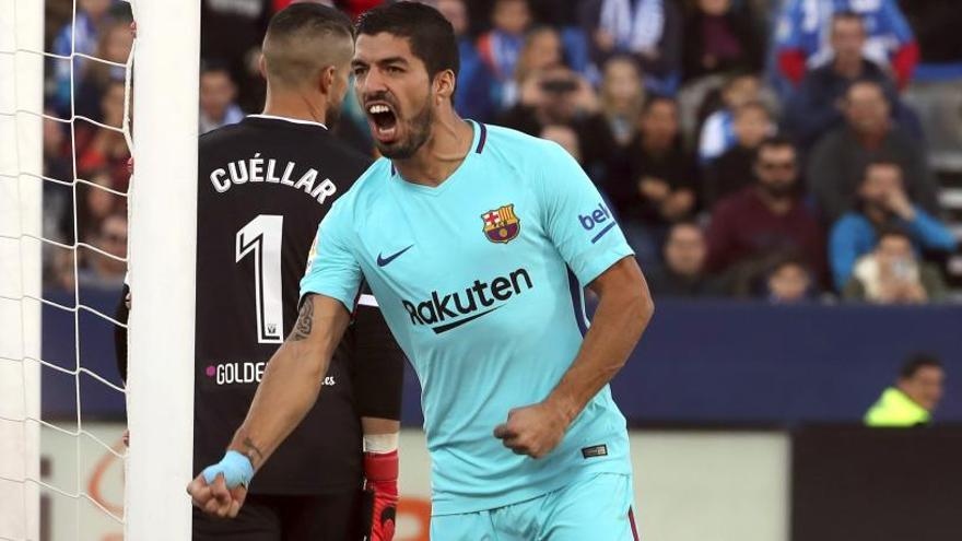 Suárez celebrant un dels gols