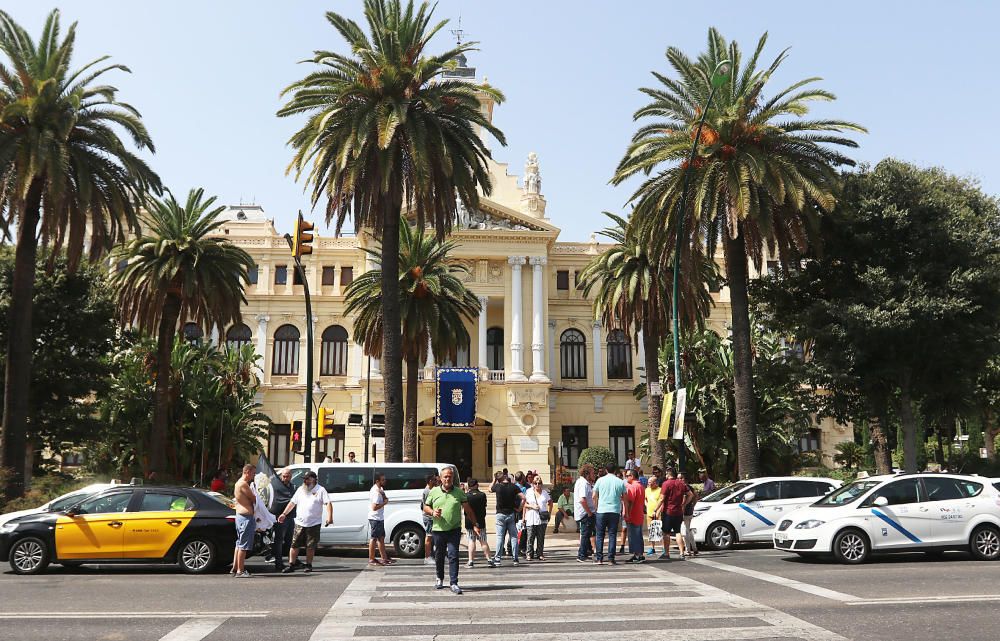 Manifestación de taxistas contra Cabify