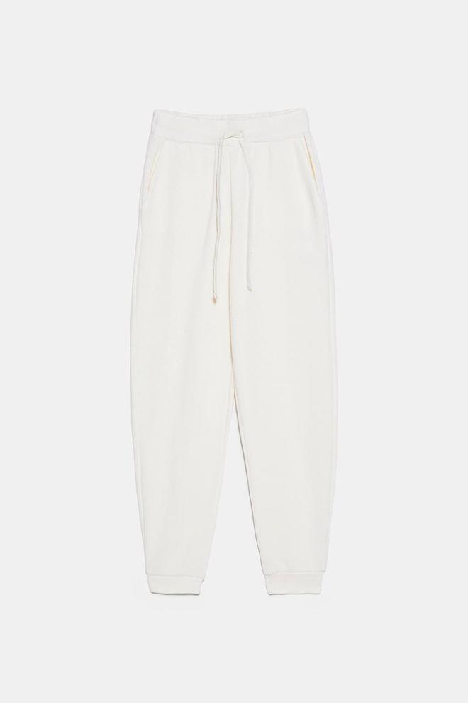 Pantalón 'jogger' de Zara (precio: 19,95 euros)