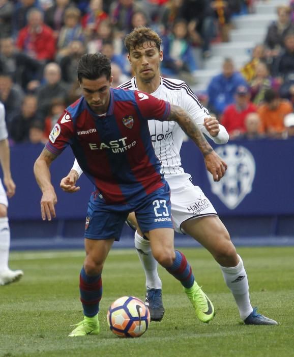 Levante - Oviedo, en imágenes