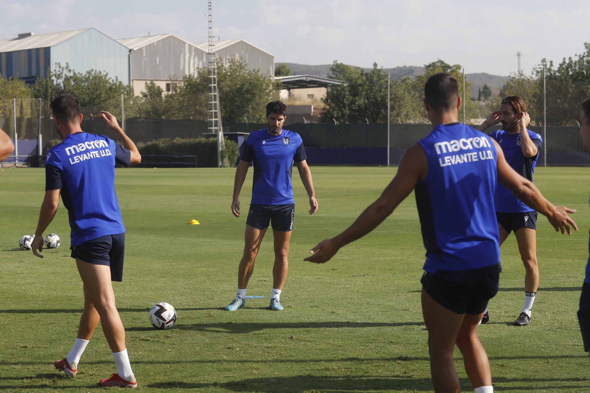 Sesión en Buñol del Levante UD