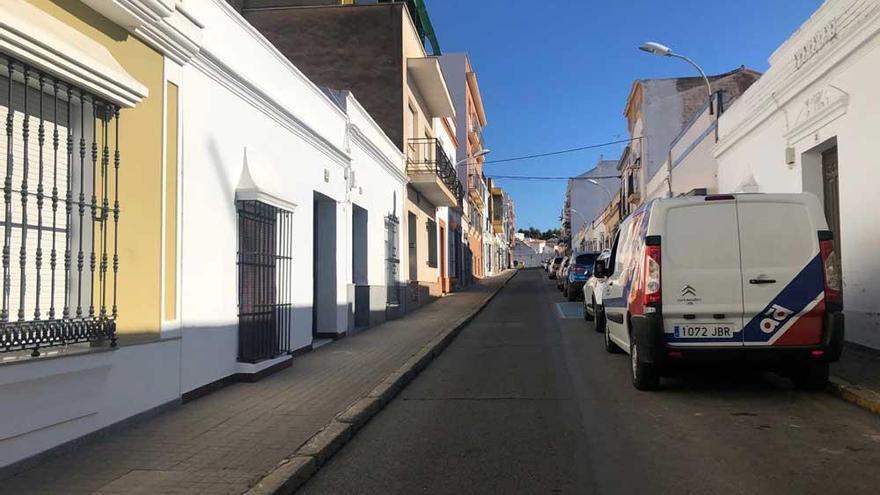 Fuera de peligro el joven apuñalado en una calle de Almendralejo