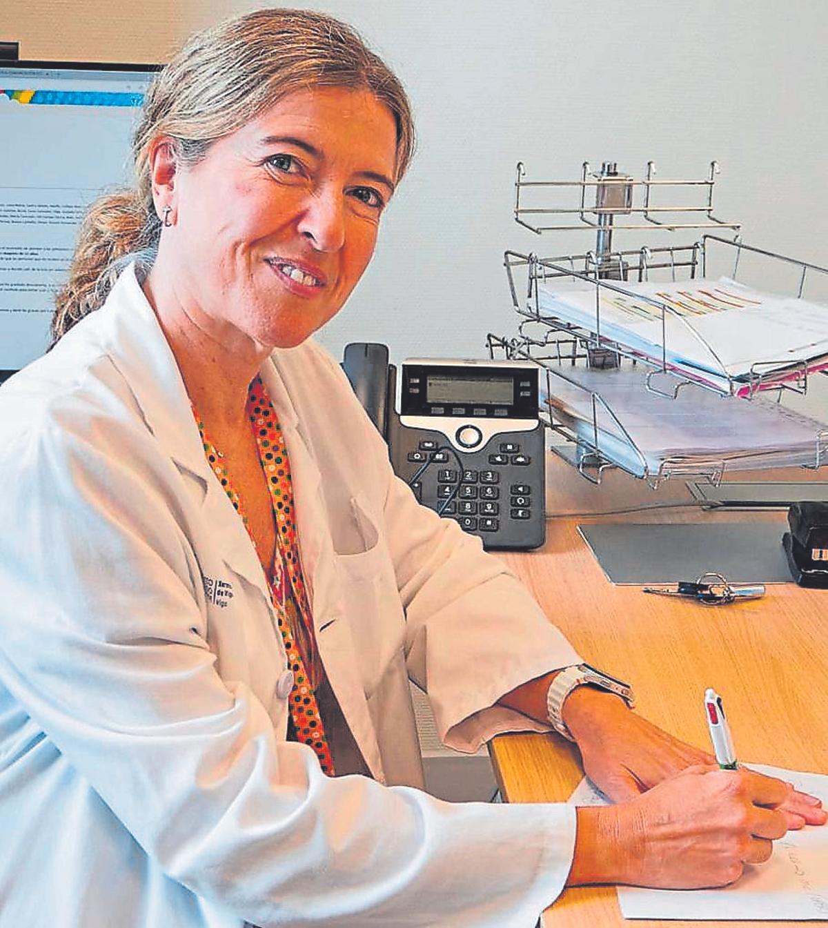 La neonatóloga Ana Concheiro, en su despacho. |  LCO