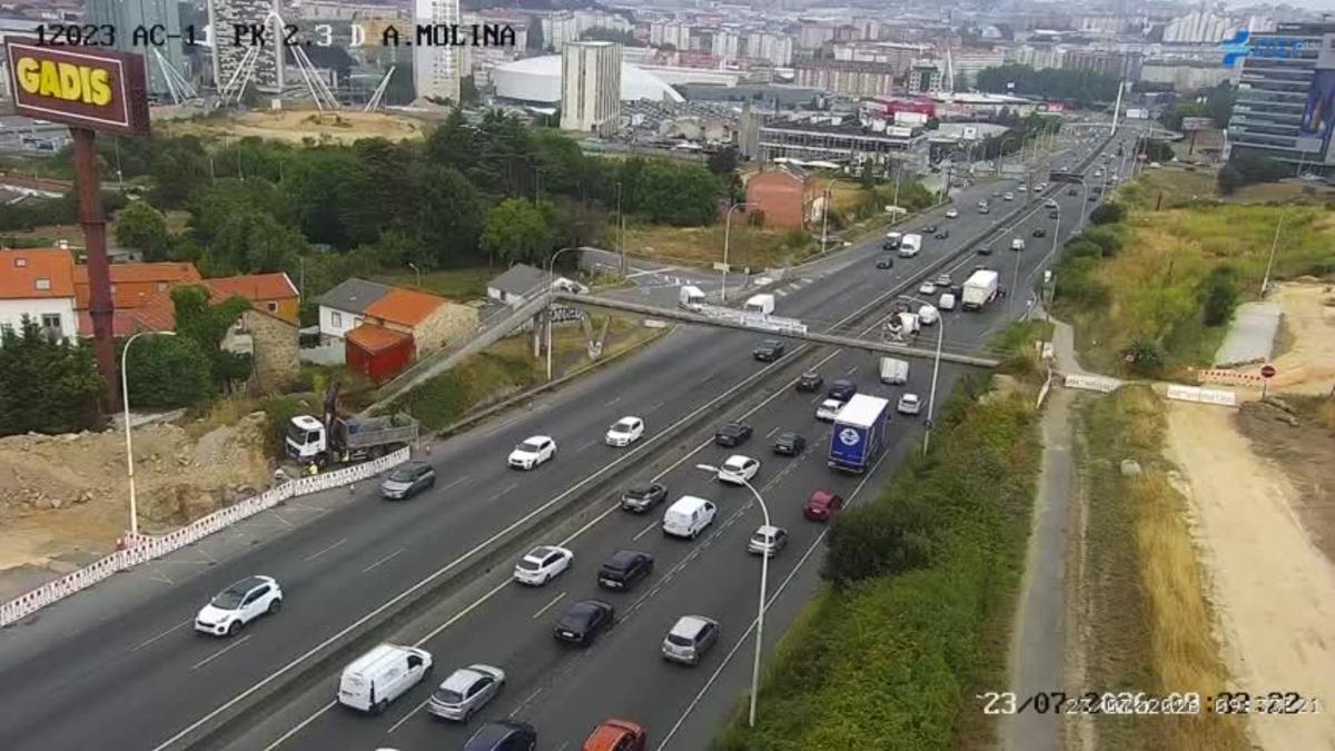 Circulación de entrada a la ciudad esta mañana en Alfonso Molina a través de las cámaras de la DGT.