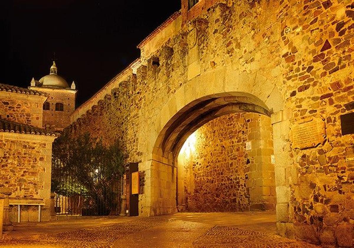 Cáceres arco