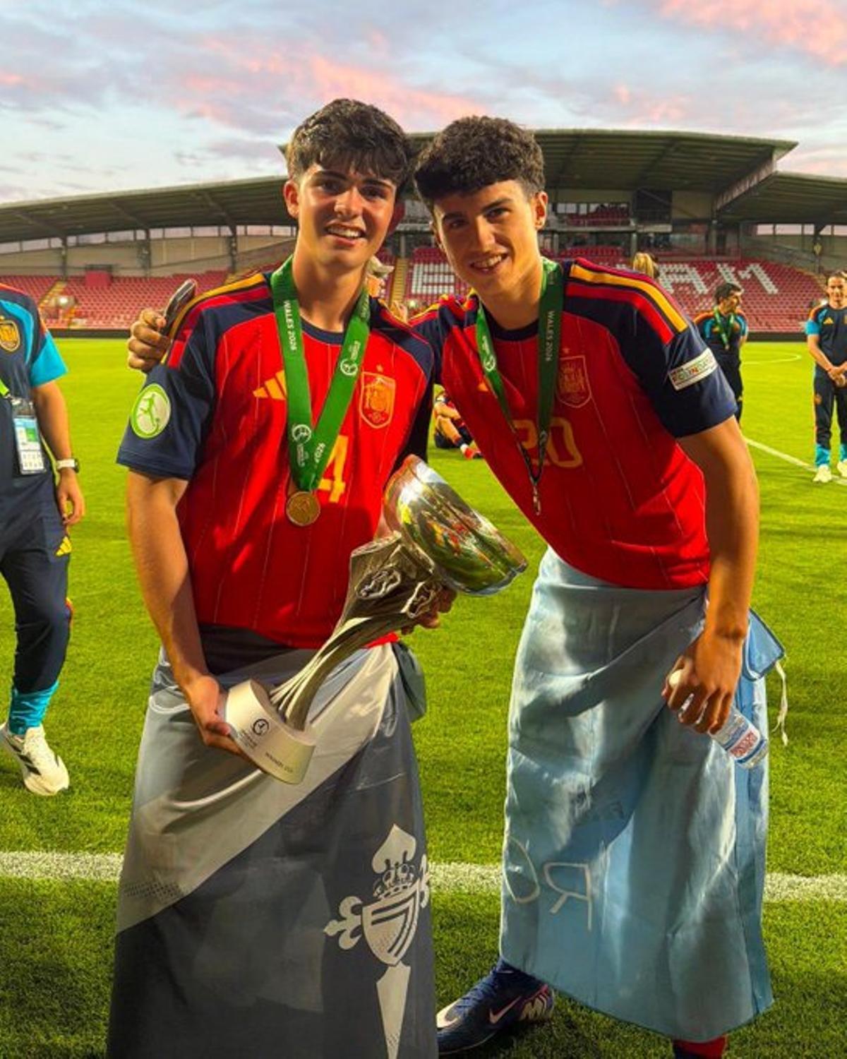 Los campeones de Europa sub-19 Anxo y Antañón tendrán unos días de vacaciones antes de incorporarse.